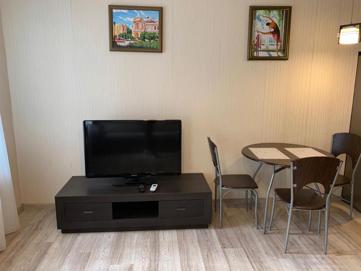 Excellent Apartment In The Center Of Odessa Exteriör bild