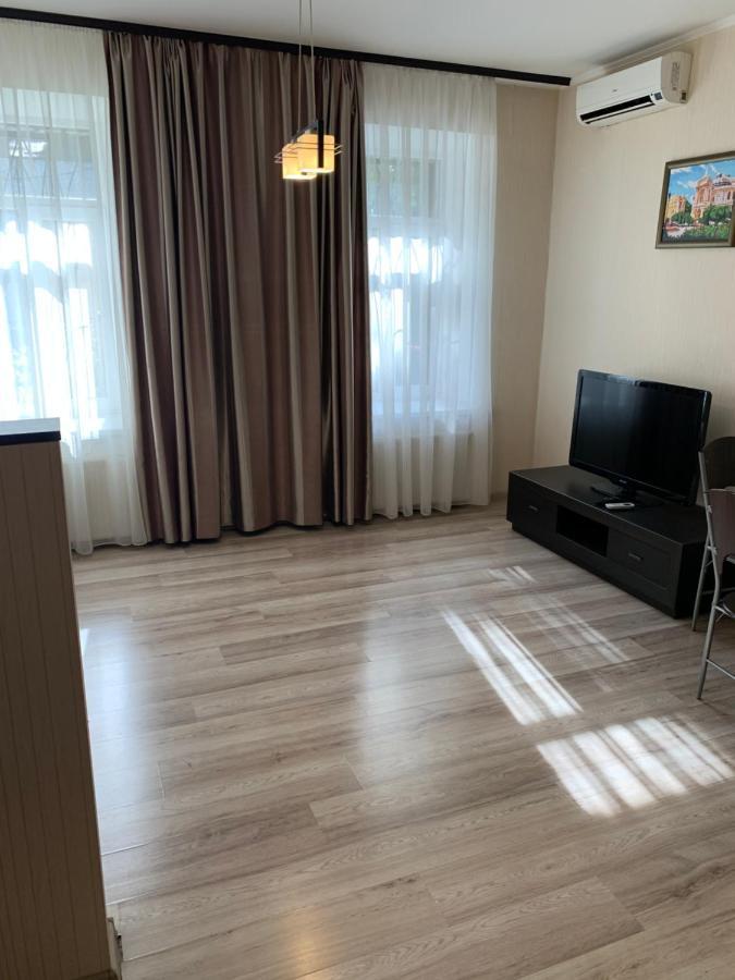 Excellent Apartment In The Center Of Odessa Exteriör bild